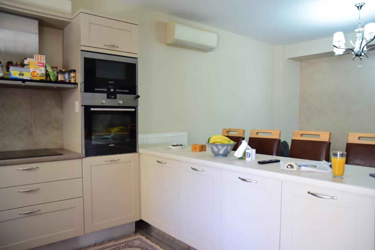 D'Angelos Apartments カラヴォミロス エクステリア 写真