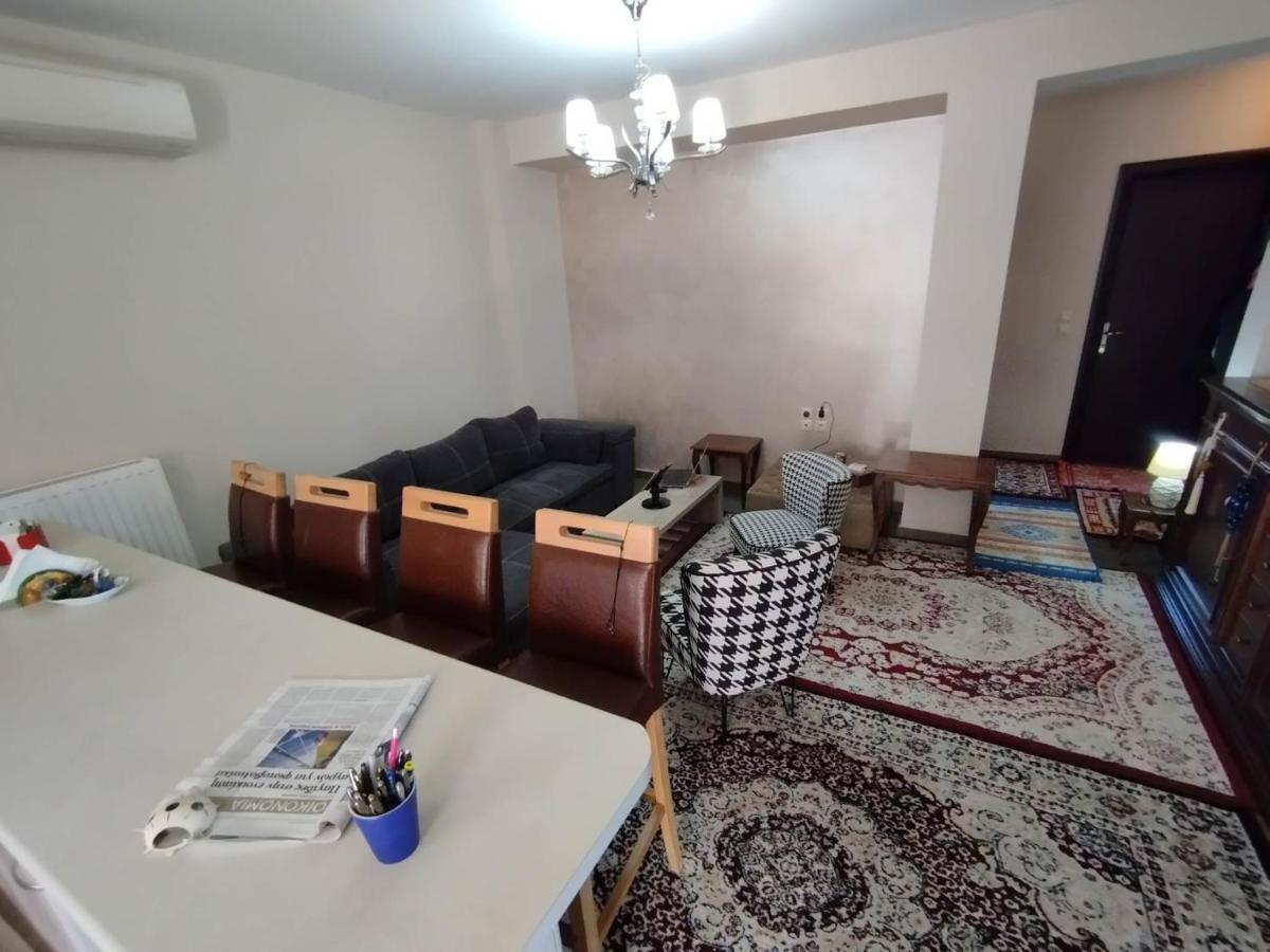 D'Angelos Apartments カラヴォミロス エクステリア 写真