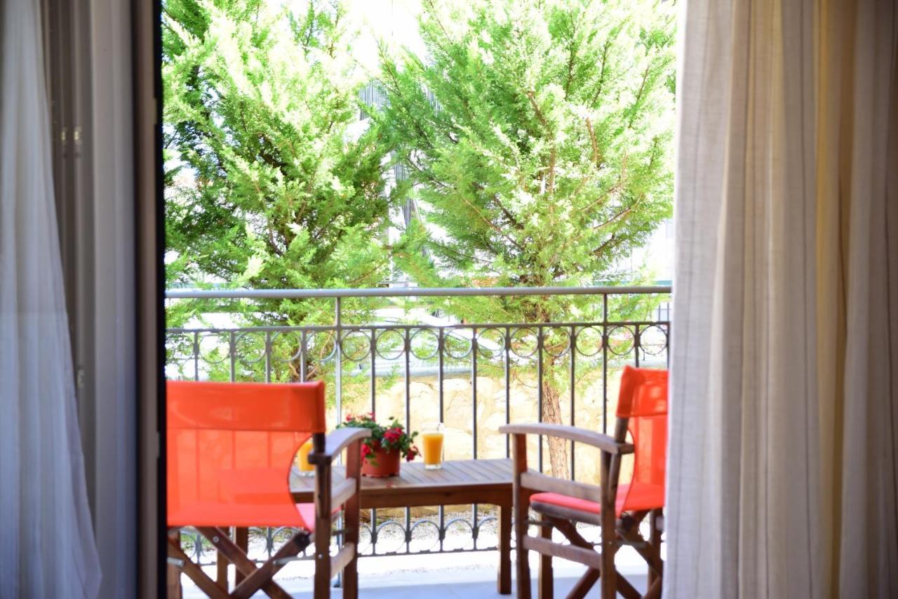D'Angelos Apartments カラヴォミロス エクステリア 写真